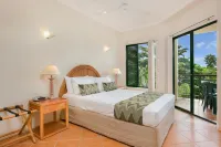 Tropic Towers Apartments Hotels in Cairns North