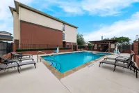 Best Western Plus Lake Dallas Inn  Suites - Pools