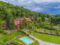 L'Orlo del Bosco Hotels in Montevarchi