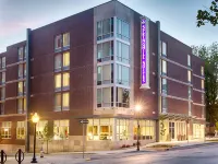SpringHill Suites Bloomington Hotels in Bloomington