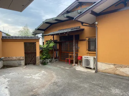 Atami Ocean View Spa Resort Villa / Atami's Sea an