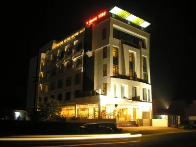Hotel Niky International Các khách sạn gần Chokelao Bagh