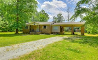 North Carolina Getaway Near Kayaking & Fishing!