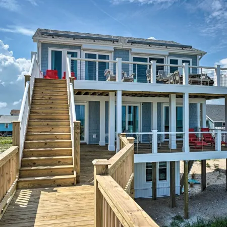 Beachfront Oasis w/ 2 Large Decks, BBQ & Views!