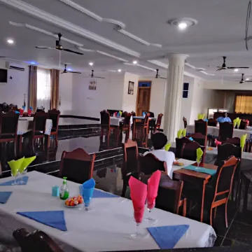 Renajoe Exclusive Guesthouse Tema Community 9