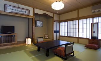 Ekinariya Ryokan