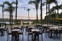 Newport Beach Marriott Bayview - breakfast