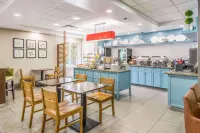 Country Inn & Suites by Radisson, Cookeville, TN - breakfast