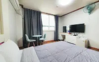 Sokcho Two Wheels Motel