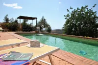 Charming Villa with Private Pool and Breathtaking Views, up to 12 people - Villas