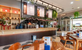 Urbanview Hotel Ellegan Residence Alam Sutera Serpong by RedDoorz