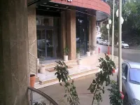 Le Cristal Hotel Hotels in 