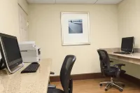 Hawthorn Extended Stay by Wyndham Hobbs