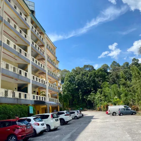 Teluk Batik Holiday Apartment