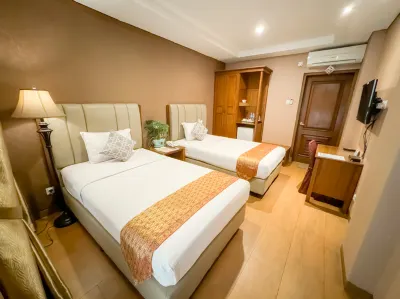 Hotel Padang Hotels in 