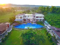 Vistapaloma Beach Resort