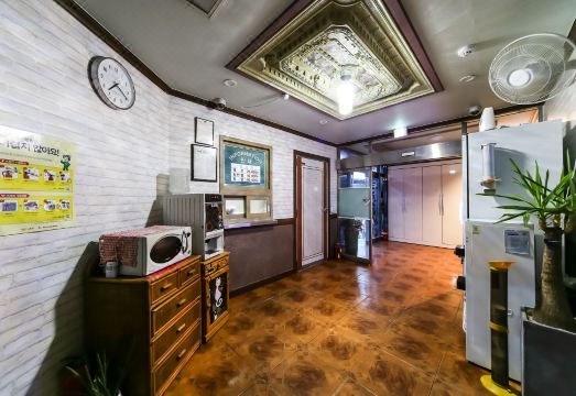 크리스탈모텔 외관 이미지