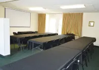 Valley Inn Hotels in Sylmar