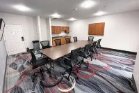 MainStay Suites Madison Airport Hotels in Sun Prairie