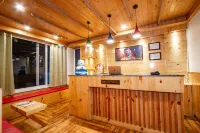 特里普利石屋小屋