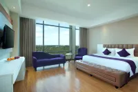 Platinum Hotel & Convention Hall Balikpapan - Pools