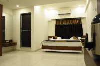 Pearl Hotel Hotel di Rajkot