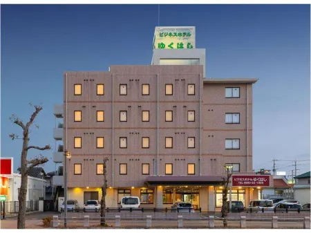 Business Hotel Yukuhashi Отели рядом со станцией JR Obase Nishikodai-mae station