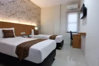 Hotel Pavilion Hotels in Besusu Barat