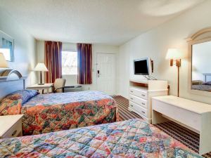 Econo Lodge Pearl