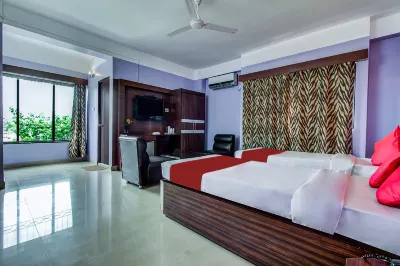 Hotel City Palace Hotel dekat Gopal Than