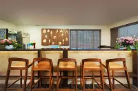Manas Lifestyle Resort, Igatpuri - bar