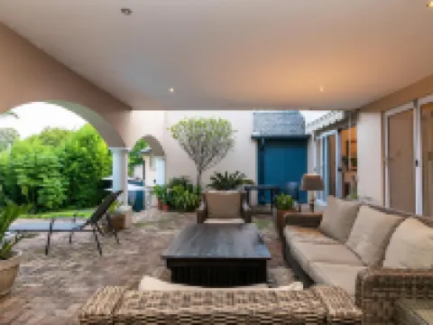 Emmarentia Guest House โรงแรมในแรนด์เบิร์ก