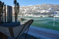 Small Luxury Hotel of the World - DasPosthotel - con vistas a la montaña