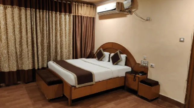 Hotel Vandana Hotels near Jagmandir Palace