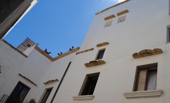 B & B Palazzo Maestro & Corte Maestro Rooms