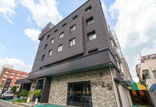 호텔 내부 전경