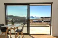 Wahi Nui Hotels in Tekapo
