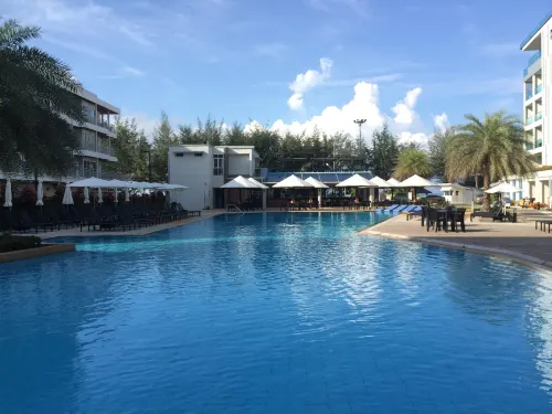 GrandBlue Condominium-701 TopFloor Maephim  Rayong