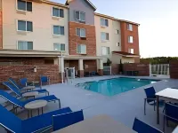 費耶特維爾北/斯普林代爾TownePlace Suites飯店 - 游泳池