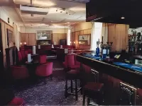Kings Arms Hotel - bar
