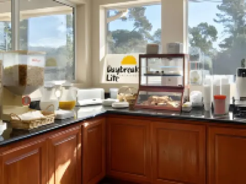 蒙特利漁人碼頭水族館戴斯酒店 蒙特雷酒店