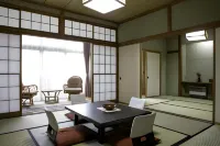 Ryokan Warabino Hotels in Takayama