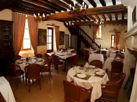 Logis Hotel - le Relais Saint Vincent Hotels in Saint-Florentin