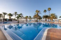 Apartamentos Tres Vidas Hotels near Mirador de El Ingenio