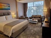 فندق شاطئ الكوت Hotels near سوق زمان الخير المركزي