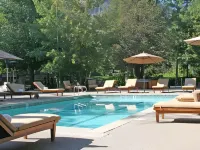 PlumpJack Inn - Rooftop Pools
