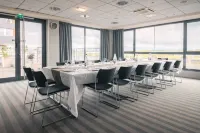 Holiday Inn 米盧斯 - 私人泳池