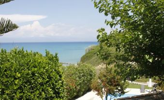 Spacious Villa on Sea in Corfu