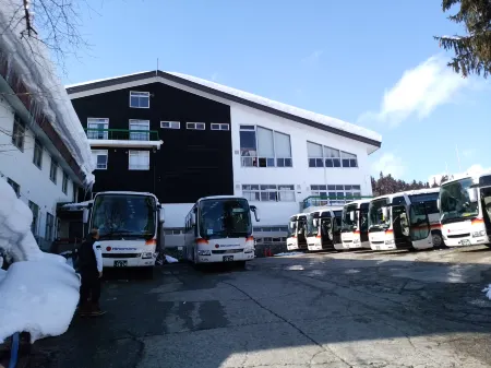 Chateautel Yoshizato Отели рядом со станцией JR Urasa station