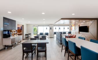 Holiday Inn Express & Suites Wilson I-95
